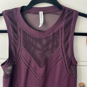 Like New used Athleta Oxygen tank